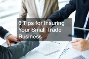 how does small business insurance work